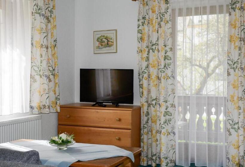 חדר סטנדרט עם מרפסת, Gästehaus Familie Gebhard Schädle