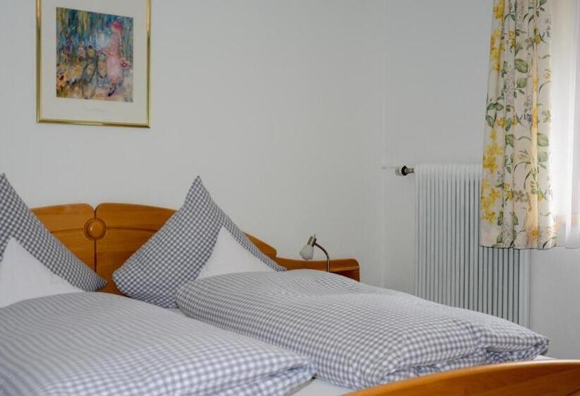 חדר סטנדרט עם מרפסת, Gästehaus Familie Gebhard Schädle