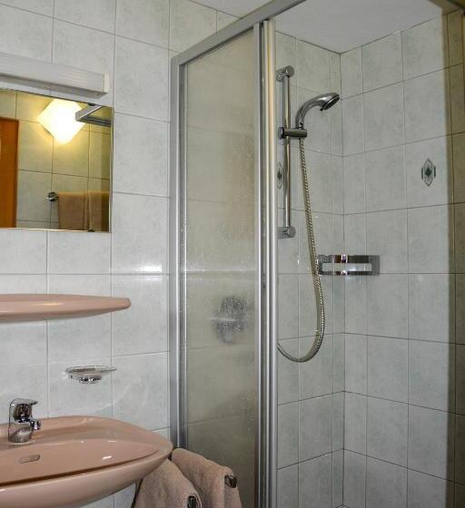 חדר סטנדרט עם מרפסת, Gästehaus Familie Gebhard Schädle