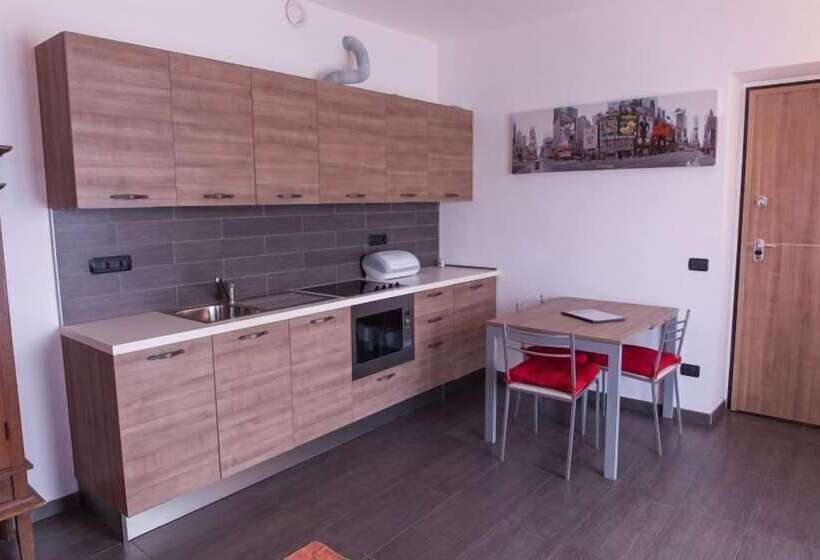 דירת חדר, Residence Les Fleurs