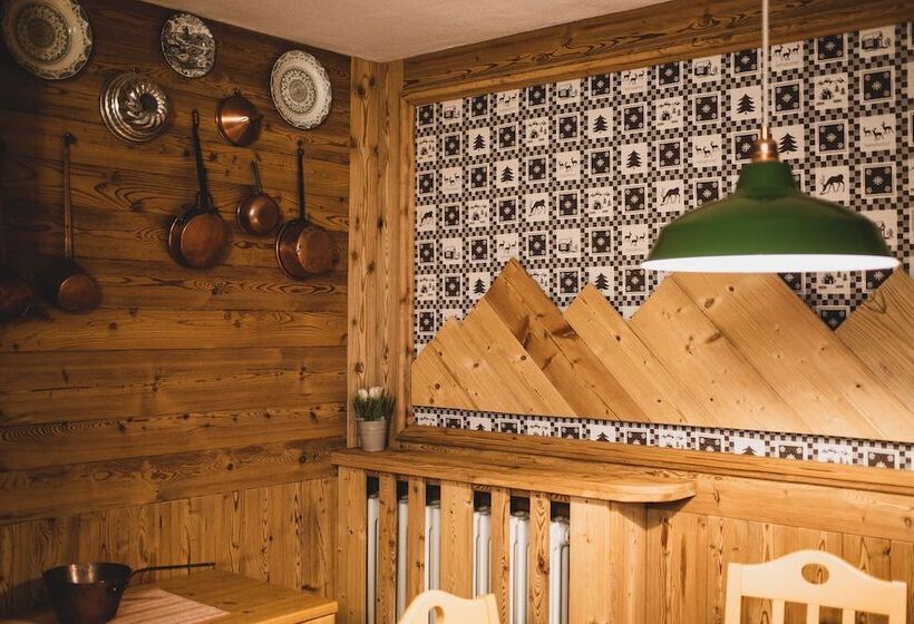 דירת חדר, Residence Les Fleurs