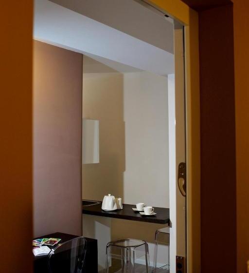 クラシックルーム, Fabris Palace