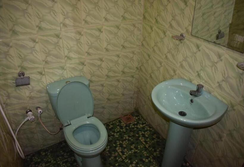 غرفة قياسية مطلّة علي الحديقة, Aroma Guest House