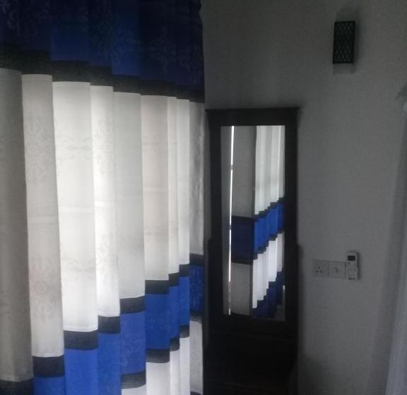 غرفة إقتصادية, Aroma Guest House