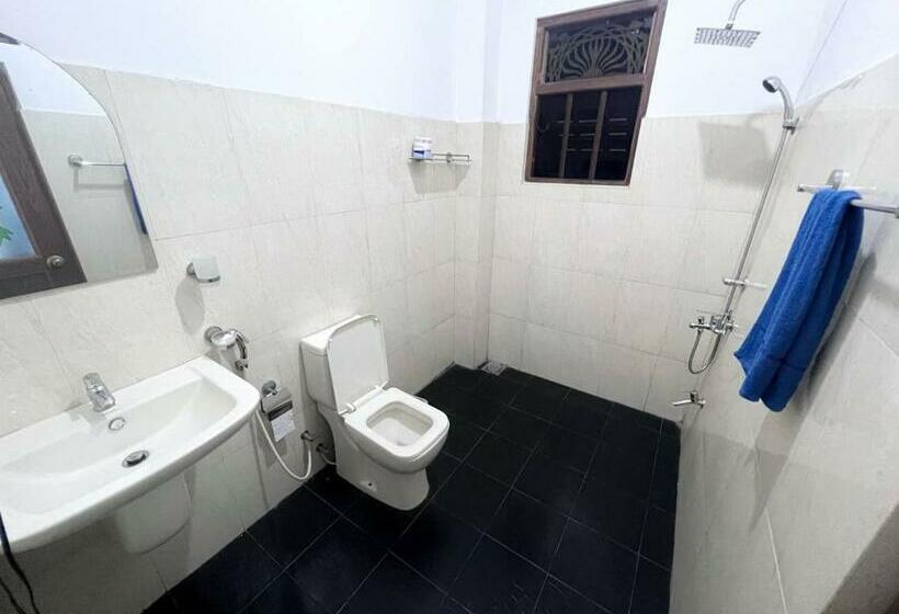 غرفة إقتصادية, Village Star Restmirissa