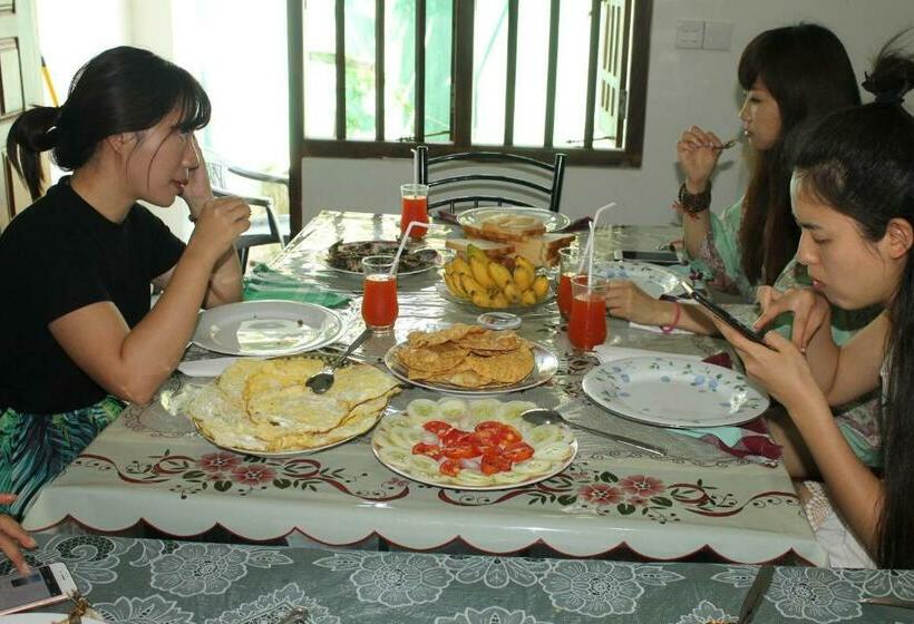 غرفة إقتصادية, Village Star Restmirissa