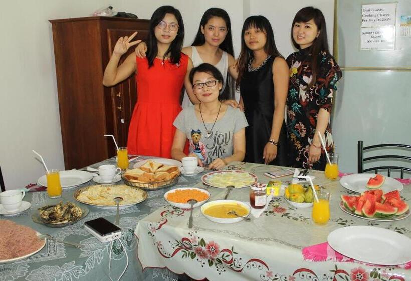 غرفة عائلية مطلّة علي البحر, Village Star Restmirissa