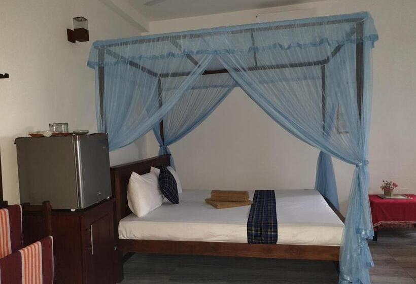 غرفة عائلية مطلّة علي البحر, Village Star Restmirissa