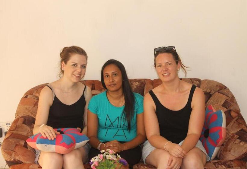 غرفة إقتصادية, Village Star Restmirissa