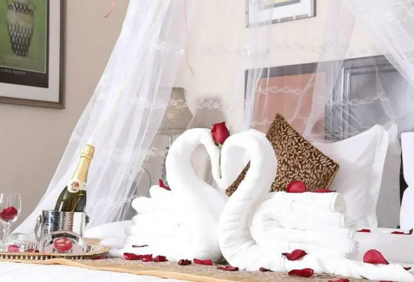 اتاق لوکس, Boudl Salmiya, Kuwait   بودل السالمية الكويت