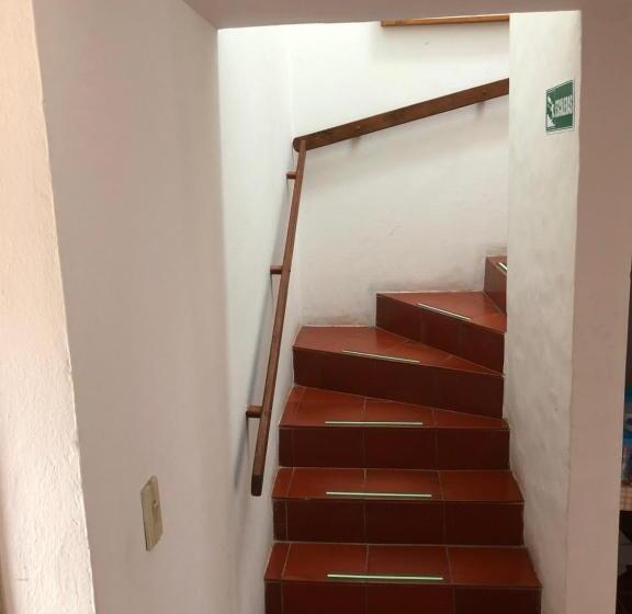 Номер Стандарт Трехместный, Hostal Home Sant Angelo