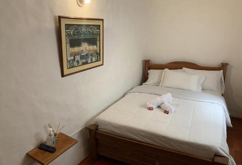 Номер Стандарт, Hostal Home Sant Angelo