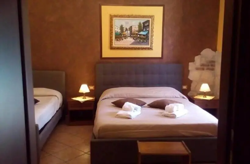 Standard Kolmen Hengen Huone Puutarhanäkymä, B&b Etna House