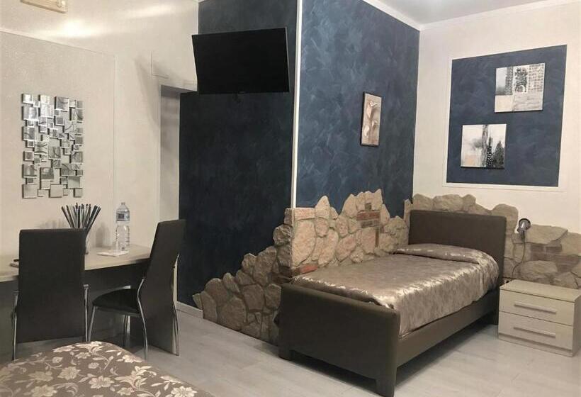 חדר סטנדרט לשלושה עם נוף לגינה, B&b Etna House