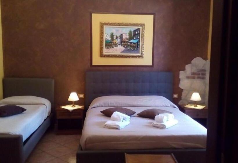 חדר סטנדרט לשלושה עם נוף לגינה, B&b Etna House