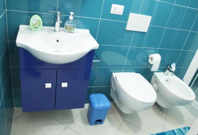 اتاق استاندارد با بالکن, Stella