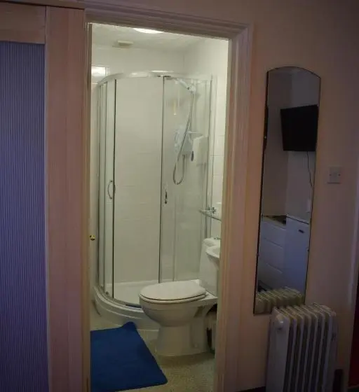 スタンダードシングルルーム, Gatwick Castle B&b