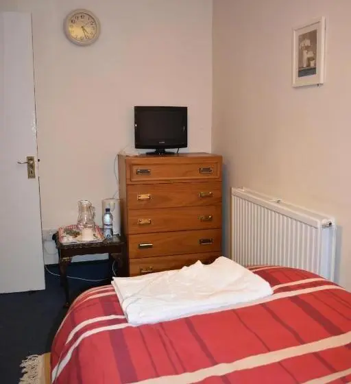 スタンダードシングルルーム, Gatwick Castle B&b