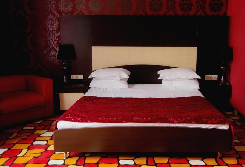 سوییت, Sapar Standart