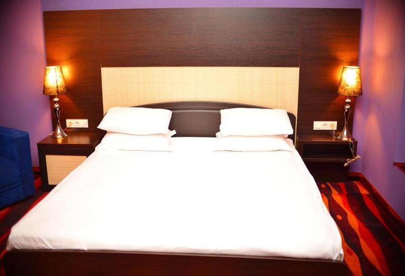 اتاق اکونومی یک تخته, Sapar Standart