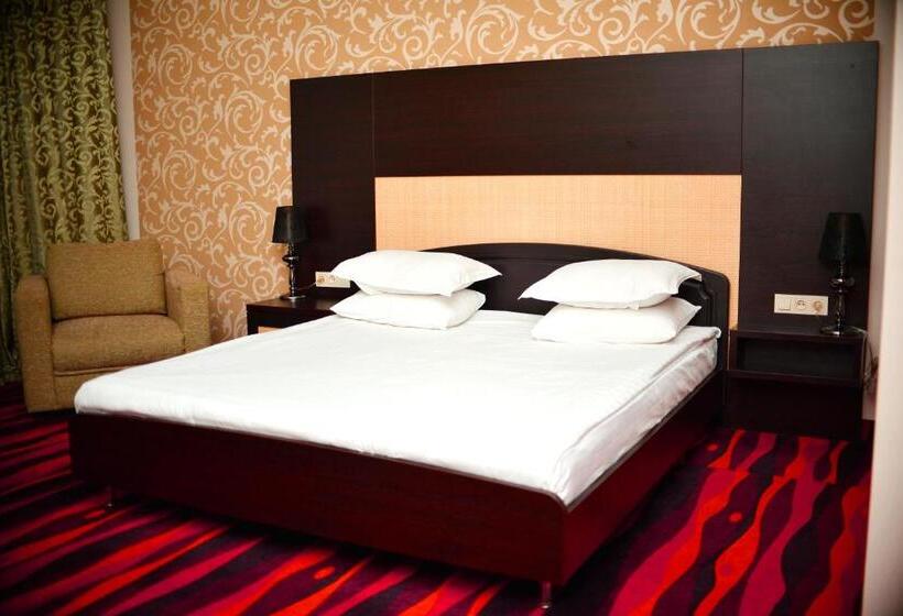 سوییت جونیور لوکس, Sapar Standart