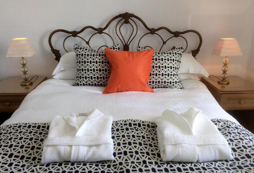 스탠다드 룸 바다 전망, Warwick House