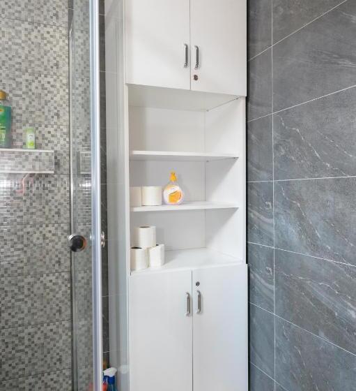 تختخواب در اتاق مشترک, Skopje Hostel