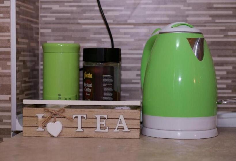 تختخواب در اتاق مشترک, Skopje Hostel