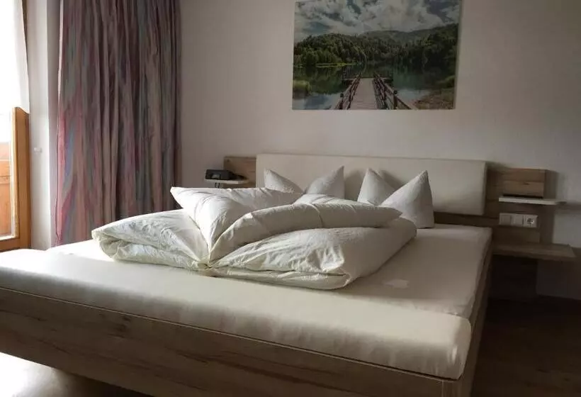 ファミリールーム, Landhaus Engadin
