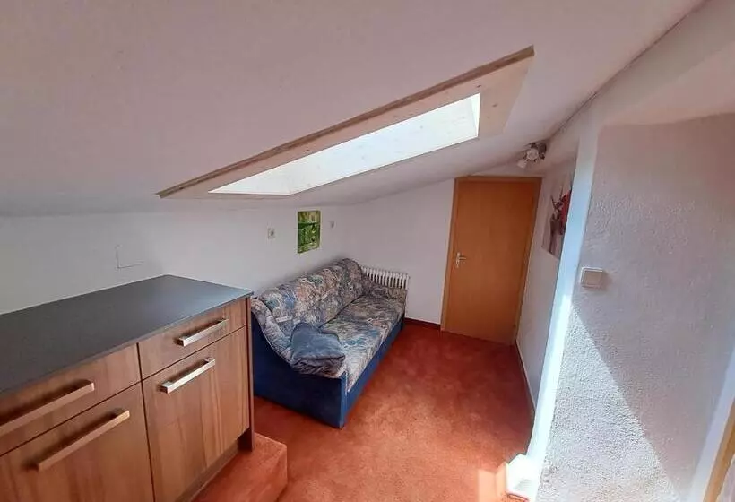 Huoneisto 1 Makuuhuone Näkymä, Haus Tirol Appartements