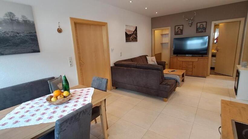 低层单卧公寓, Haus Tirol Appartements