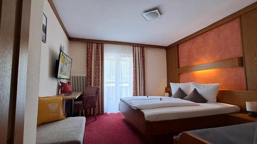 带3个卧室的公寓, Haus Tirol Appartements