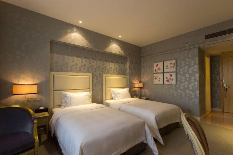 סוויטה משפחתית, Hiyet Oriental