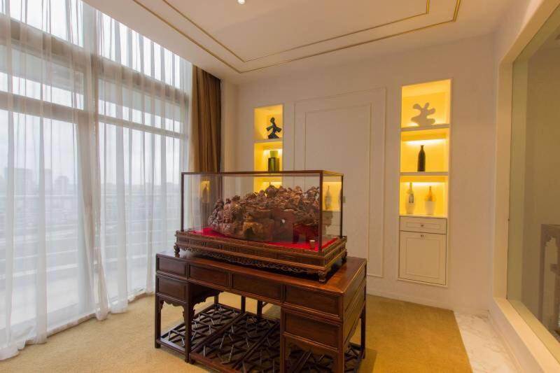 סוויטה נשיאותית, Hiyet Oriental