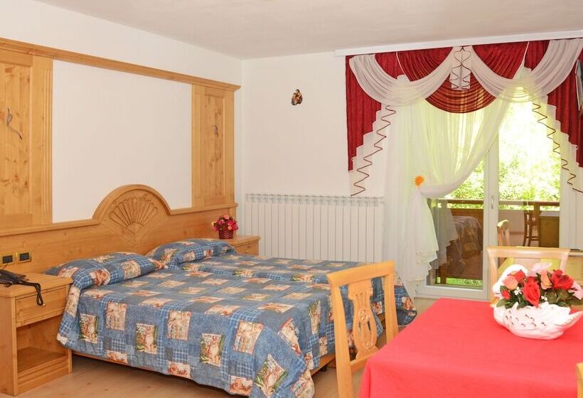 家庭间, La Roccia