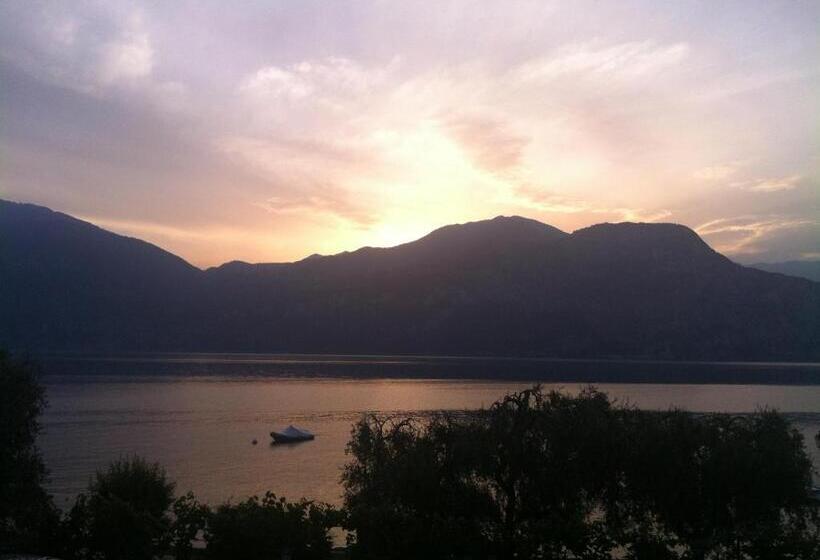 标准间带湖景, Smeraldo