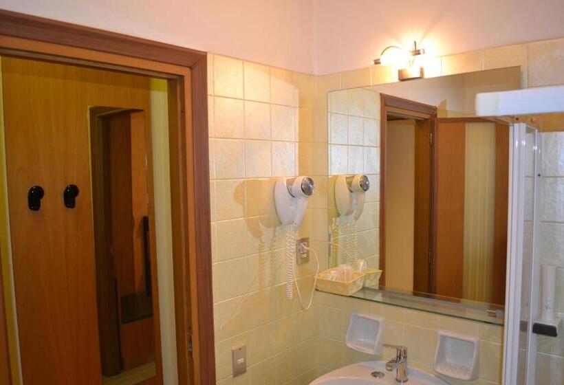 标准间带湖景, Smeraldo