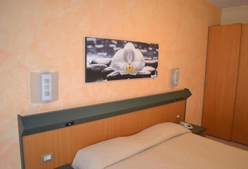 标准间带湖景, Smeraldo