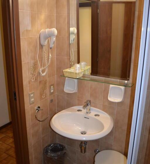 高级大房间, Smeraldo