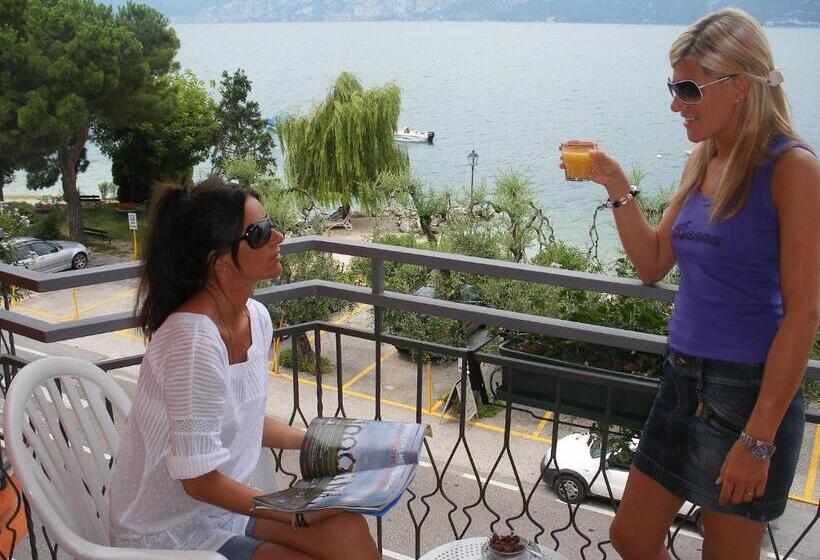 高级大房间, Smeraldo