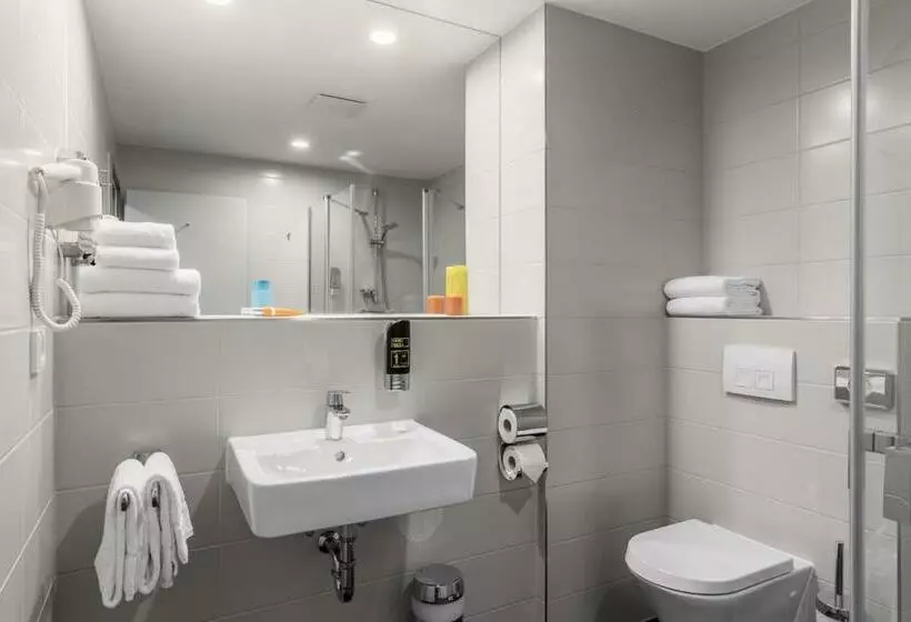 اتاق استاندارد, Serways Hotel Steigerwald