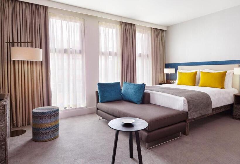 스탠다드 스튜디오, Staybridge Suites London Vauxhall, An Ihg