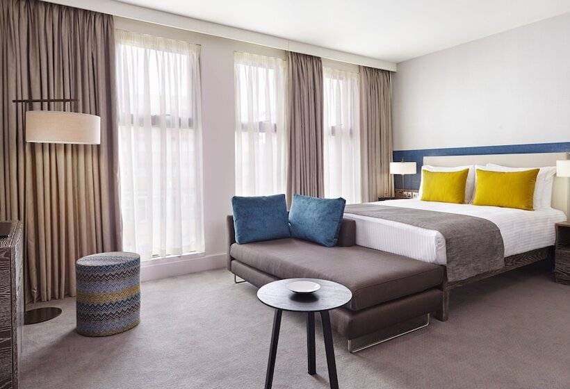 스탠다드 스튜디오, Staybridge Suites London Vauxhall, An Ihg
