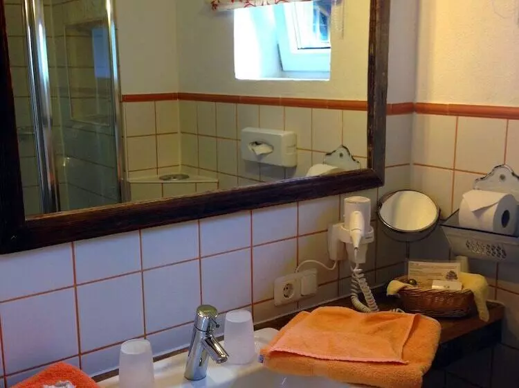 スタンダードシングルルーム, Zum Senn   Hotel Und Wirtshaus