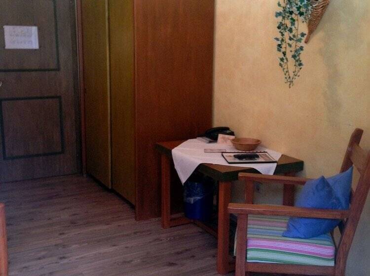 スタンダードシングルルーム, Zum Senn   Hotel Und Wirtshaus