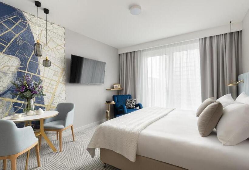 带大床的标准间, Royal Tulip Warsaw Centre