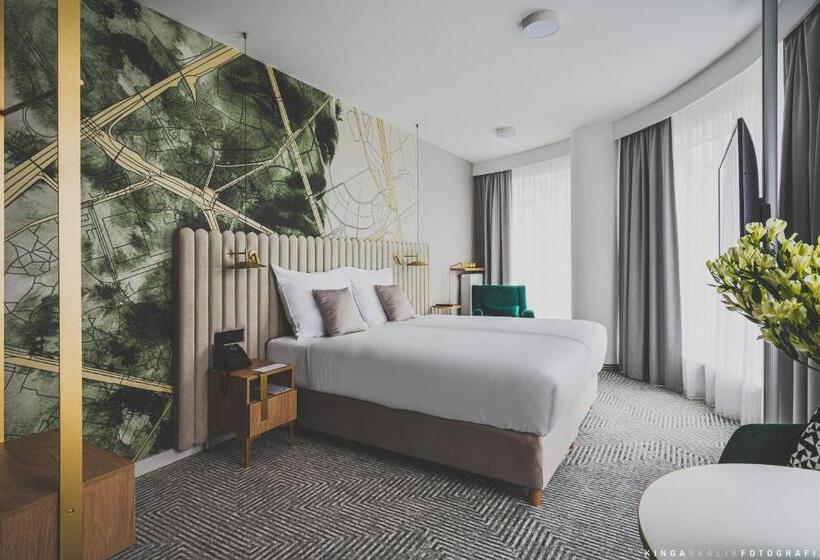 Люкс Кровать Кинг, Royal Tulip Warsaw Centre