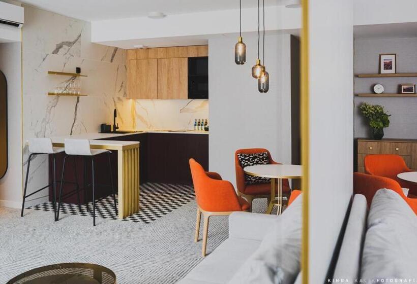 Апартаменты 1 Спальня, Royal Tulip Warsaw Centre