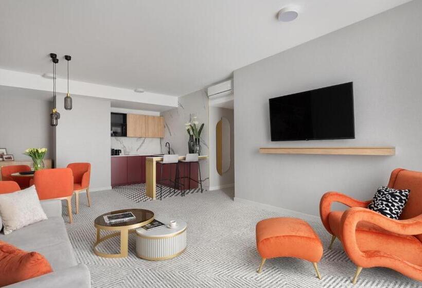 Апартаменты 1 Спальня, Royal Tulip Warsaw Centre