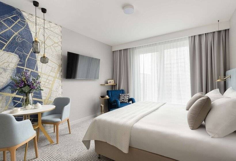 标准间带双人床, Royal Tulip Warsaw Centre